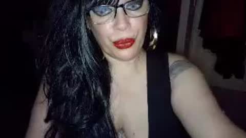 talia i m  french girl online show from June 30, 2026, 5:58 pm