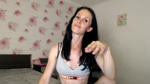 Snapshot of teressa_lovee chatting on June 17, 2026, 11:38 pm teressa_lovee online show from June 17, 2026, 11:38 pm