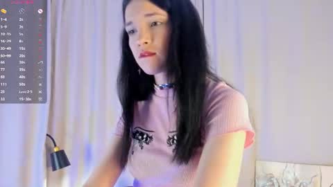 Caroline online show from June 25, 2026, 6:23 pm
