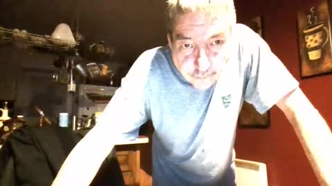 tetuo2 online show from August 4, 2026, 3:32 am