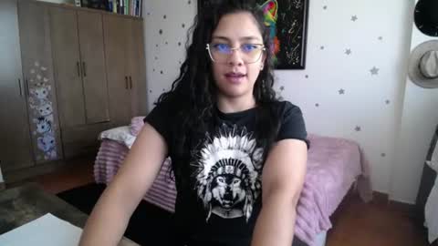 Snapshot of thaliacooper chatting on June 11, 2026, 5:33 pm online show from June 11, 2026, 5:33 pm