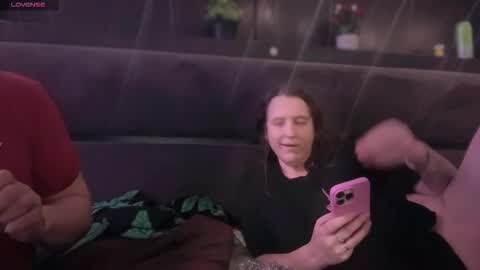 Missy and Daddy online show from November 6, 2025, 3:24 pm