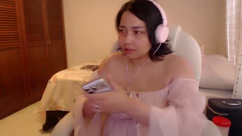 Mai online show from July 7, 2026, 8:57 pm