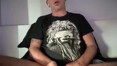thewho81 online show from June 12, 2026, 6:51 pm