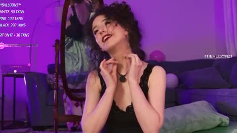thewillownest online show from July 20, 2026, 2:08 pm