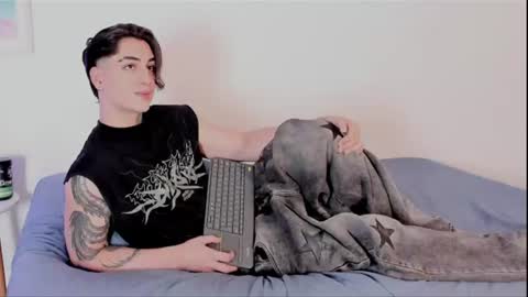 Thiago Winteer online show from July 19, 2026, 5:33 am