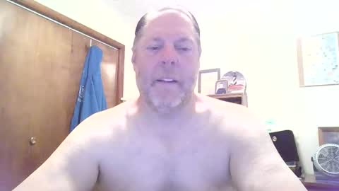 thickcock4u1105 online show from May 20, 2026, 11:38 am