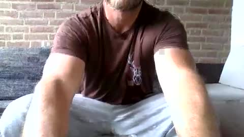Snapshot of thomasonnl chatting on June 3, 2026, 5:29 pm thomasonnl online show from June 3, 2026, 5:29 pm