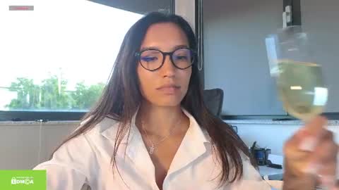 tia_j online show from July 13, 2026, 4:43 pm