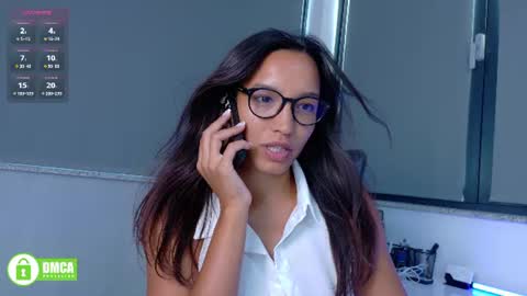 tia_j online show from July 29, 2026, 3:32 pm