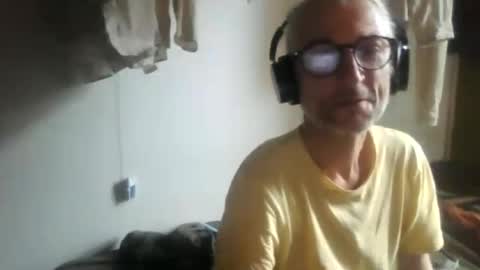 tiddles12345 online show from June 15, 2026, 6:10 pm