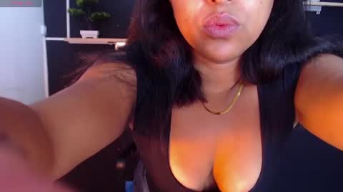 tiffany_cokie online show from June 22, 2026, 1:52 pm