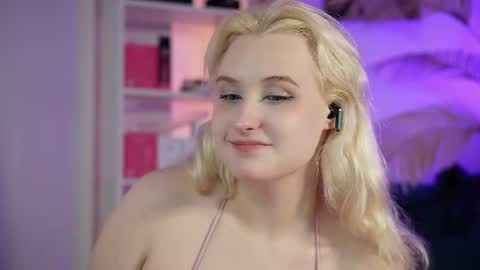tiffanyjons online show from July 23, 2026, 1:58 am