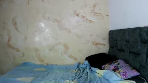tina_russo online show from July 28, 2026, 4:19 am