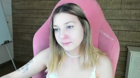 TinaBurton online show from June 10, 2026, 4:50 pm