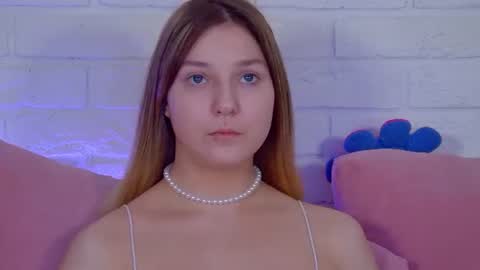 TinaBurton online show from June 11, 2026, 5:00 pm
