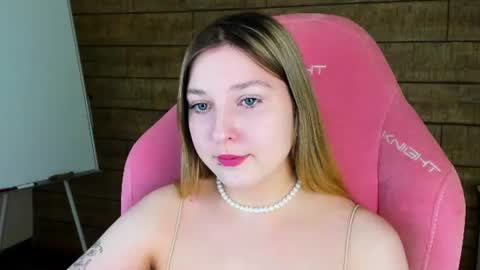 TinaBurton online show from June 14, 2026, 4:20 pm