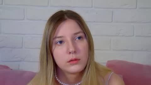 TinaBurton online show from July 1, 2026, 4:18 pm