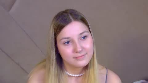 TinaBurton online show from July 8, 2026, 4:33 pm
