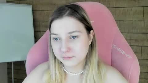 TinaBurton online show from July 15, 2026, 4:34 pm
