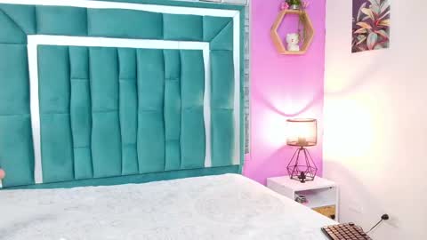 Tina online show from May 23, 2026, 1:15 pm