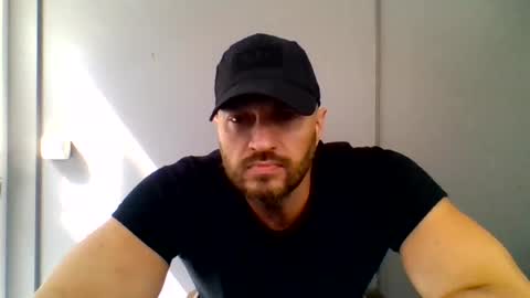 titan_heart online show from July 28, 2026, 12:48 pm