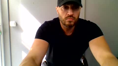 titan_heart online show from July 28, 2026, 2:13 pm