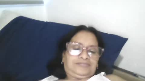 Ester online show from May 27, 2026, 10:51 pm