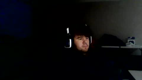 tizzledude online show from July 25, 2026, 4:54 am