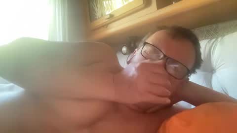 Tom online show from June 20, 2026, 5:54 am