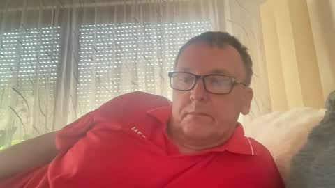 Tom online show from July 22, 2026, 9:01 am