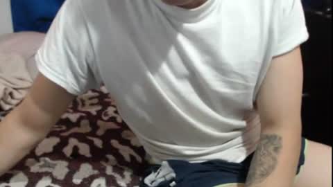 tomas_turbado_ online show from July 15, 2026, 9:47 am