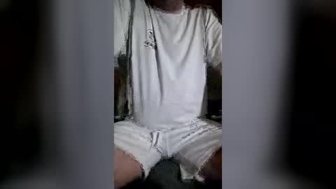 Snapshot of tomhubz chatting on August 1, 2026, 9:57 pm tomhubz online show from August 1, 2026, 9:57 pm