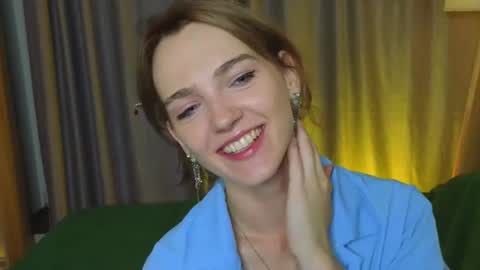 Lana online show from July 13, 2026, 7:16 pm