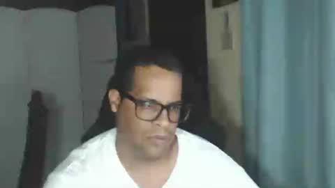 Snapshot of toni2814 chatting on June 11, 2026, 2:53 am Antonio online show from June 11, 2026, 2:53 am