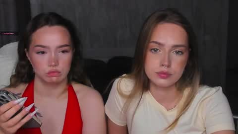 Snapshot of top_twins chatting on July 5, 2026, 10:11 am Yara online show from July 5, 2026, 10:11 am