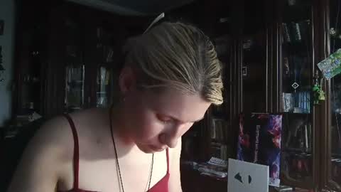 Lesly online show from July 1, 2026, 9:55 am