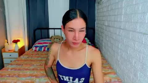 Chloe online show from June 25, 2026, 3:06 am