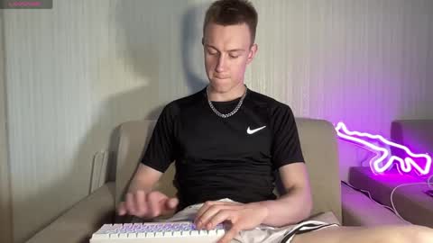 Travis online show from June 1, 2026, 9:11 am