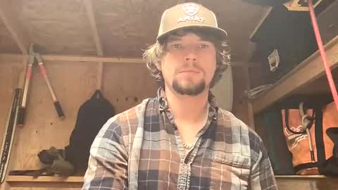 treeman817 online show from May 7, 2026, 1:49 pm