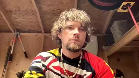 treeman817 online show from June 1, 2026, 11:39 pm