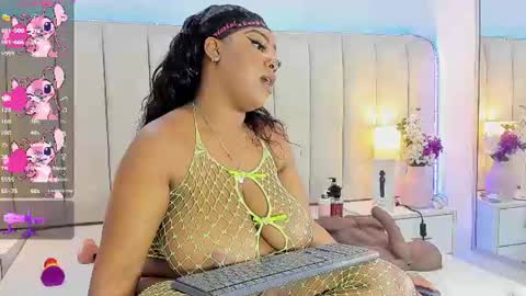 Triexi Mars online show from July 22, 2026, 2:42 pm