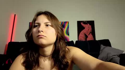 trixibell online show from July 24, 2026, 5:05 am