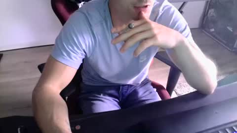 tsloverdome online show from August 3, 2026, 9:37 am
