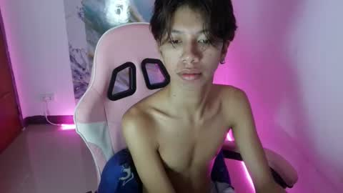 Snapshot of twink_sunny chatting on July 20, 2026, 4:20 pm sunny online show from July 20, 2026, 4:20 pm
