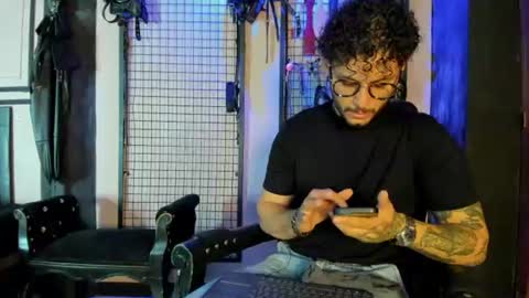 Snapshot of twisted_fantasy_ chatting on June 22, 2026, 4:31 am Clio Tadeo online show from June 22, 2026, 4:31 am