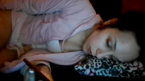 twizzytoxic22 online show from June 17, 2026, 2:36 am