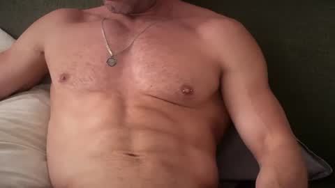 Um CM online show from July 9, 2026, 12:42 pm