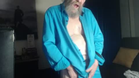 Uncle Hottie online show from July 9, 2026, 3:54 am
