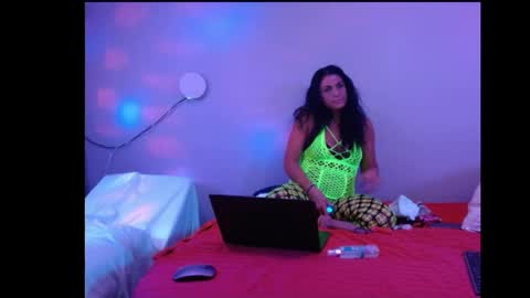 upallnight3654 online show from May 27, 2026, 4:09 am